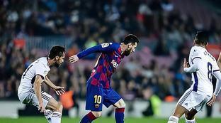 两场比赛的 两场比赛的